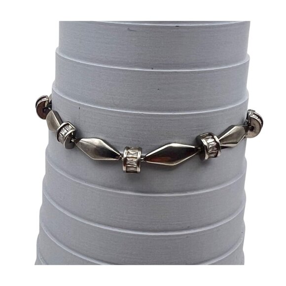 Silver Tone Bracelet Geometric  Floral Links Size 7.25" Fold-Over Clasp Vintage - Picture 7 of 10